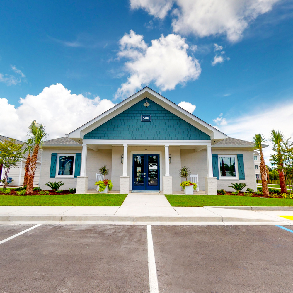 coastal club brunswick